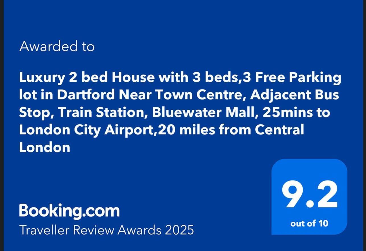 Luxury 2 Bed House With 3 Beds,3 Free Parking Lot In Dartford Near Town Centre, Adjacent Bus Stop, Train Station, Bluewater Mall, 25Mins To London City Airport,20 Miles From Central London Exterior photo